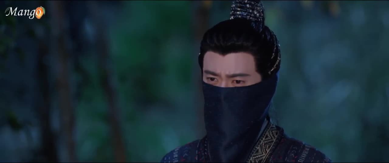 Воды текут вдалеке