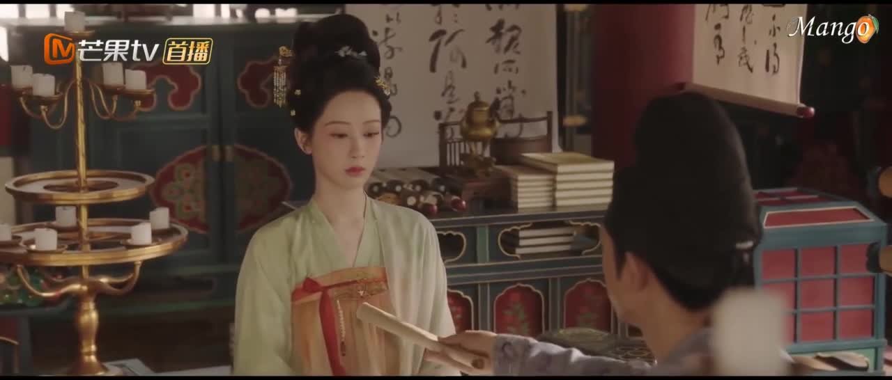 Цветущий пион