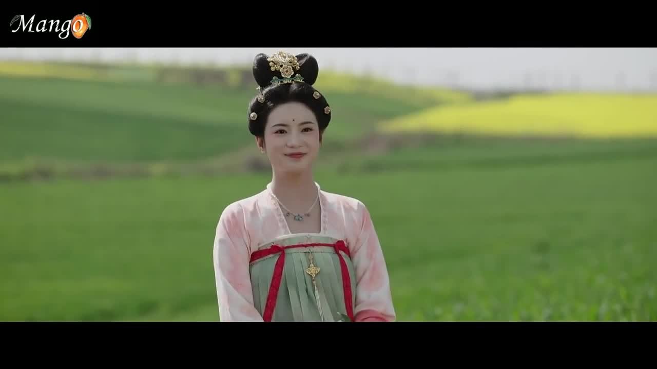 Цветущий пион