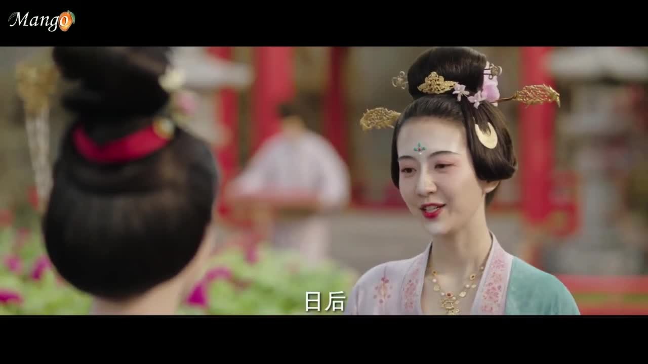 Цветущий пион