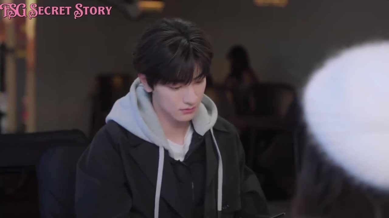 Тсс, Король спит