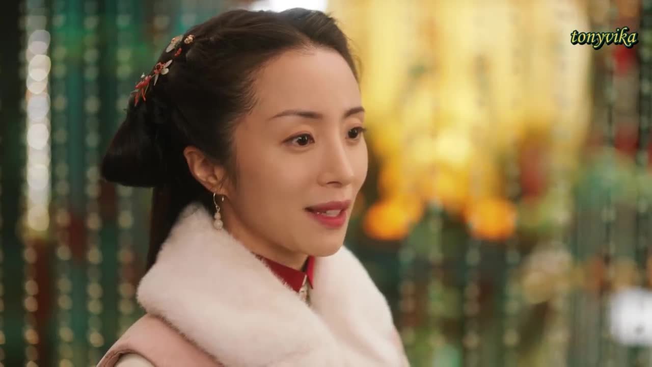 Под светом луны