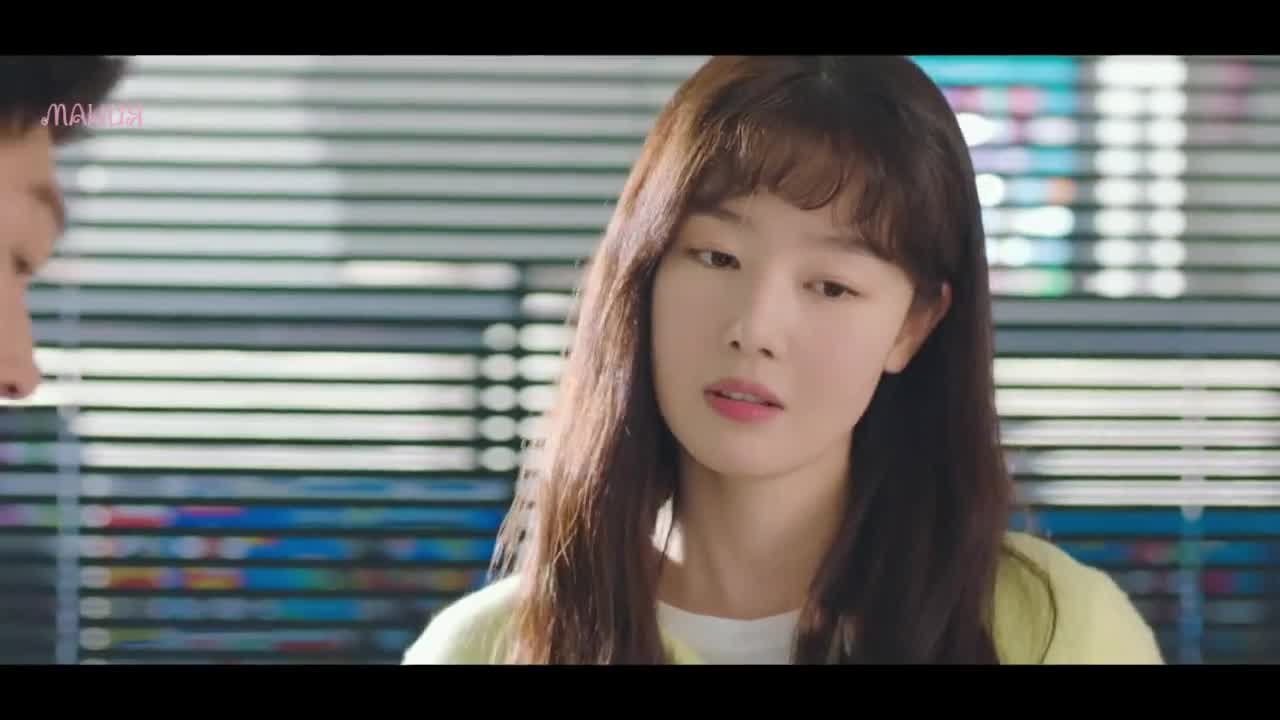 Девушка, которая любит играть