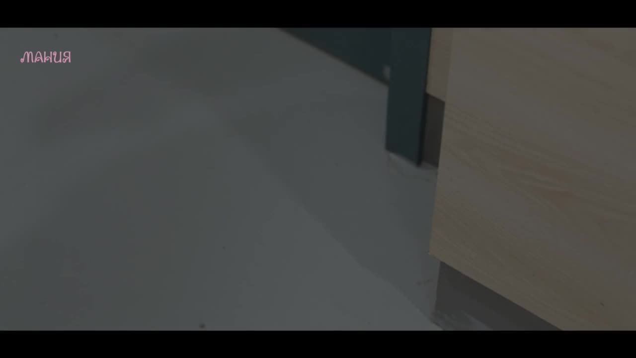 Девушка, которая любит играть