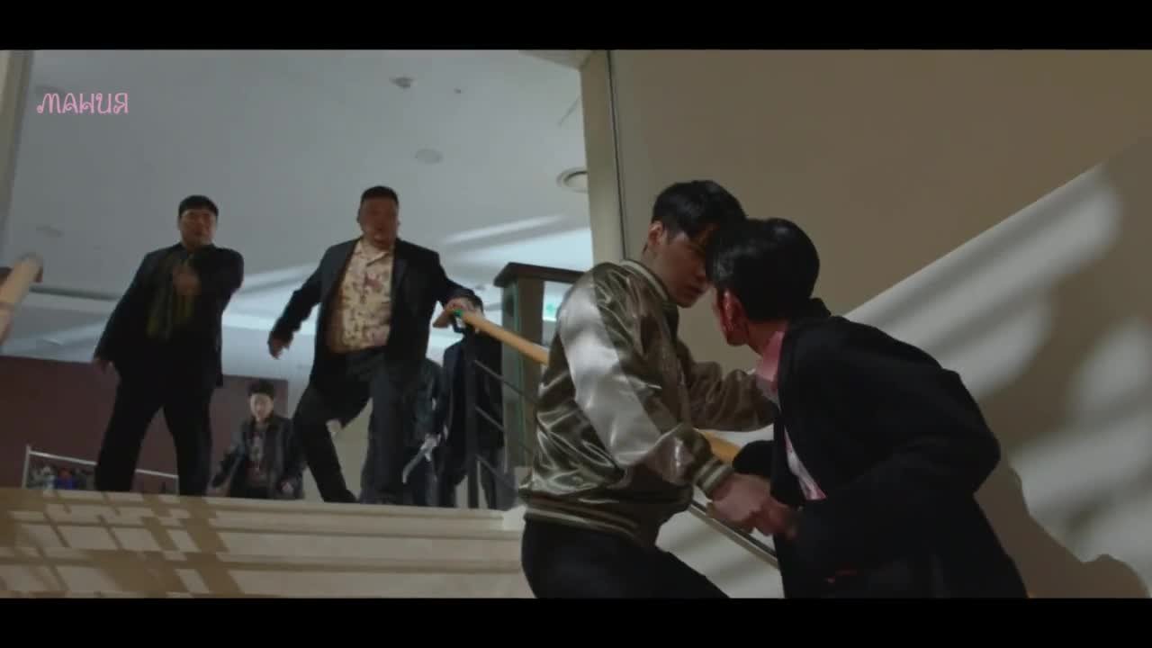 Девушка, которая любит играть